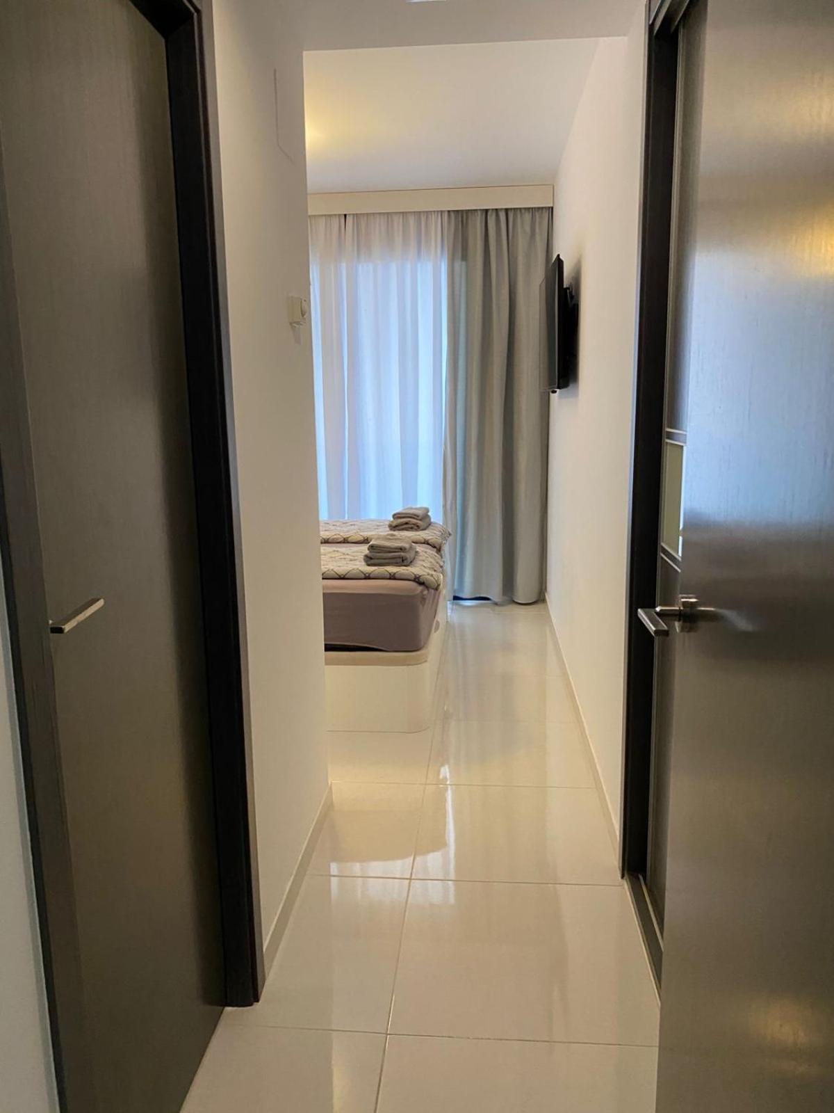 Apartment Deluxe Clara Sea Senses 또레비에하 외부 사진